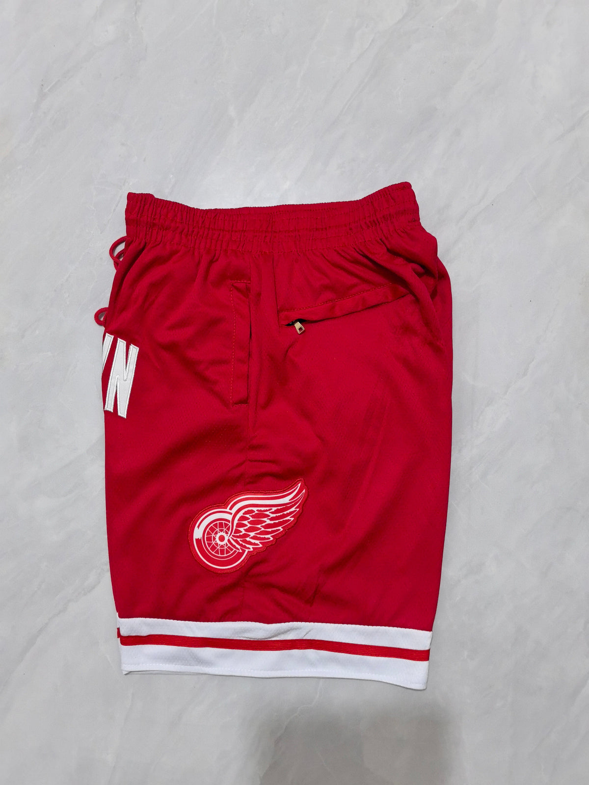 DETROIT RED WINGS RED SHORTS