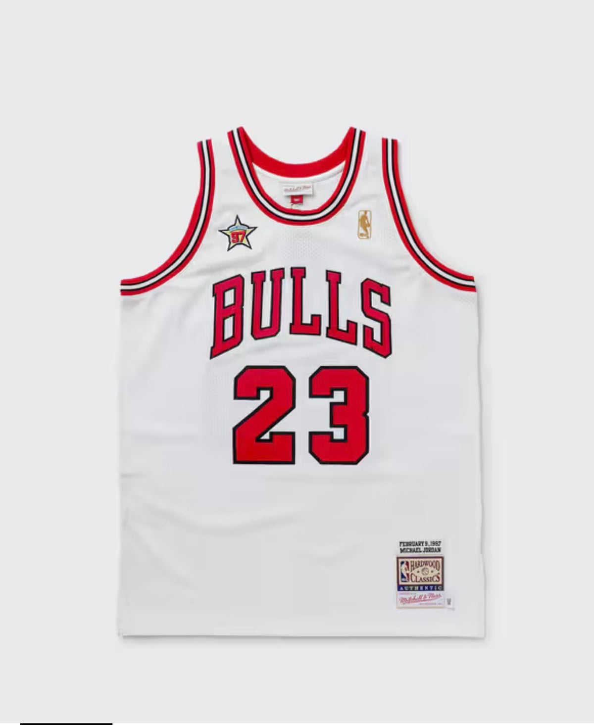 CHICAGO BULLS MICHAEL JORDAN WHITE JERSEY 97 EDITION