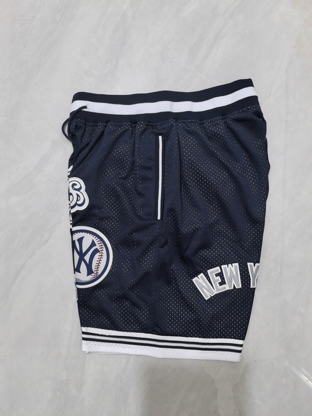 NEW YORK YANKEES BLUE SHORTS