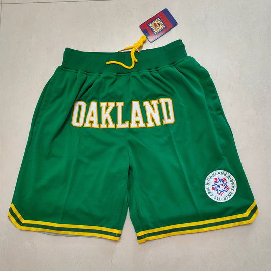 OAKLAND ATHLETICS GREEN SHORTS
