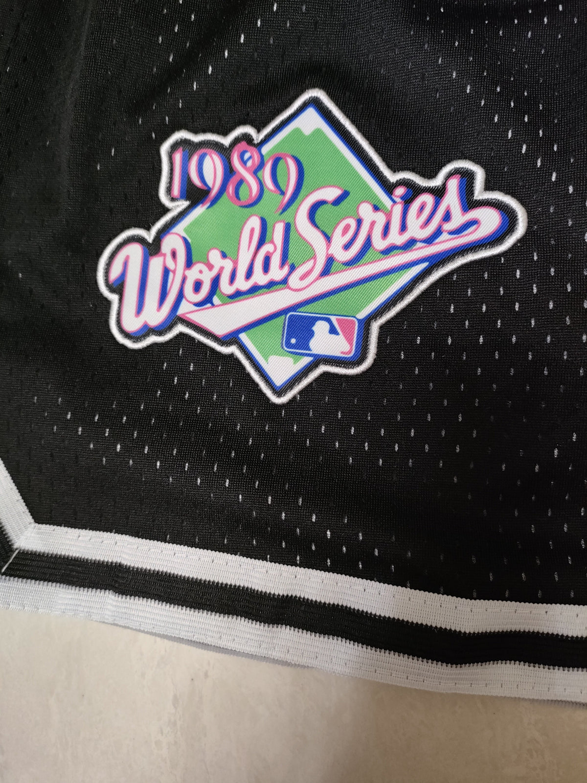 LOS ANGELES DODGERS BLACK SHORTS