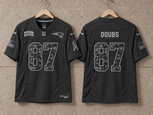 NEW ENGLAND PATRIOTS ROMEO DOUBS BLACK SALUTE TO SERVICE JERSEY ￼