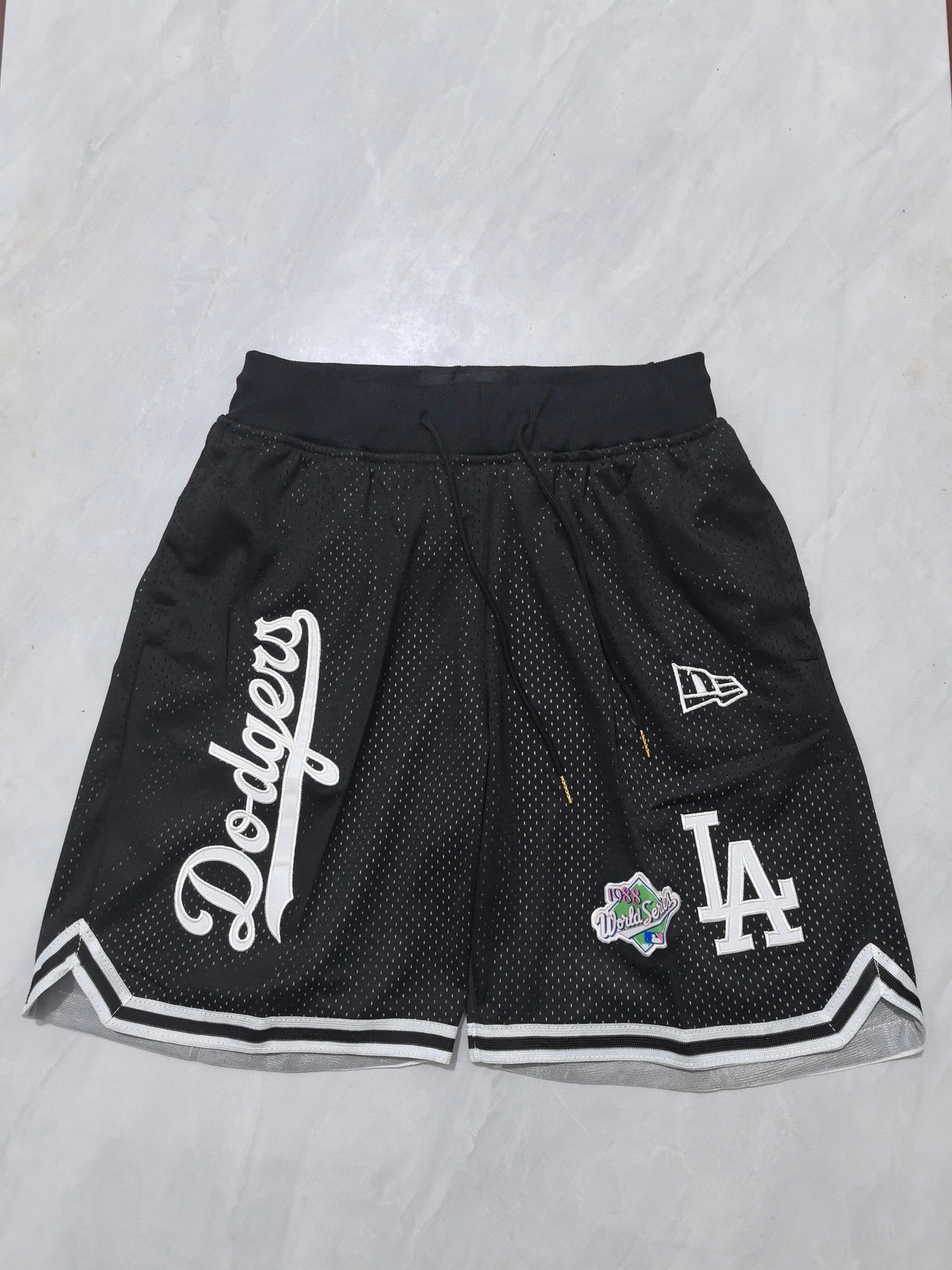 LOS ANGELES DODGERS BLACK SHORTS