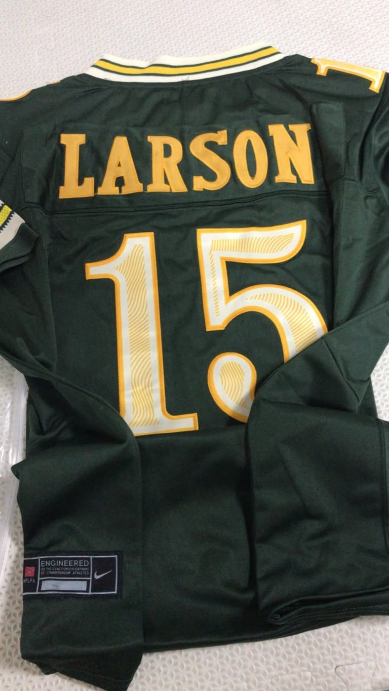 Custom Packers jersey with LARSON 15 on the back