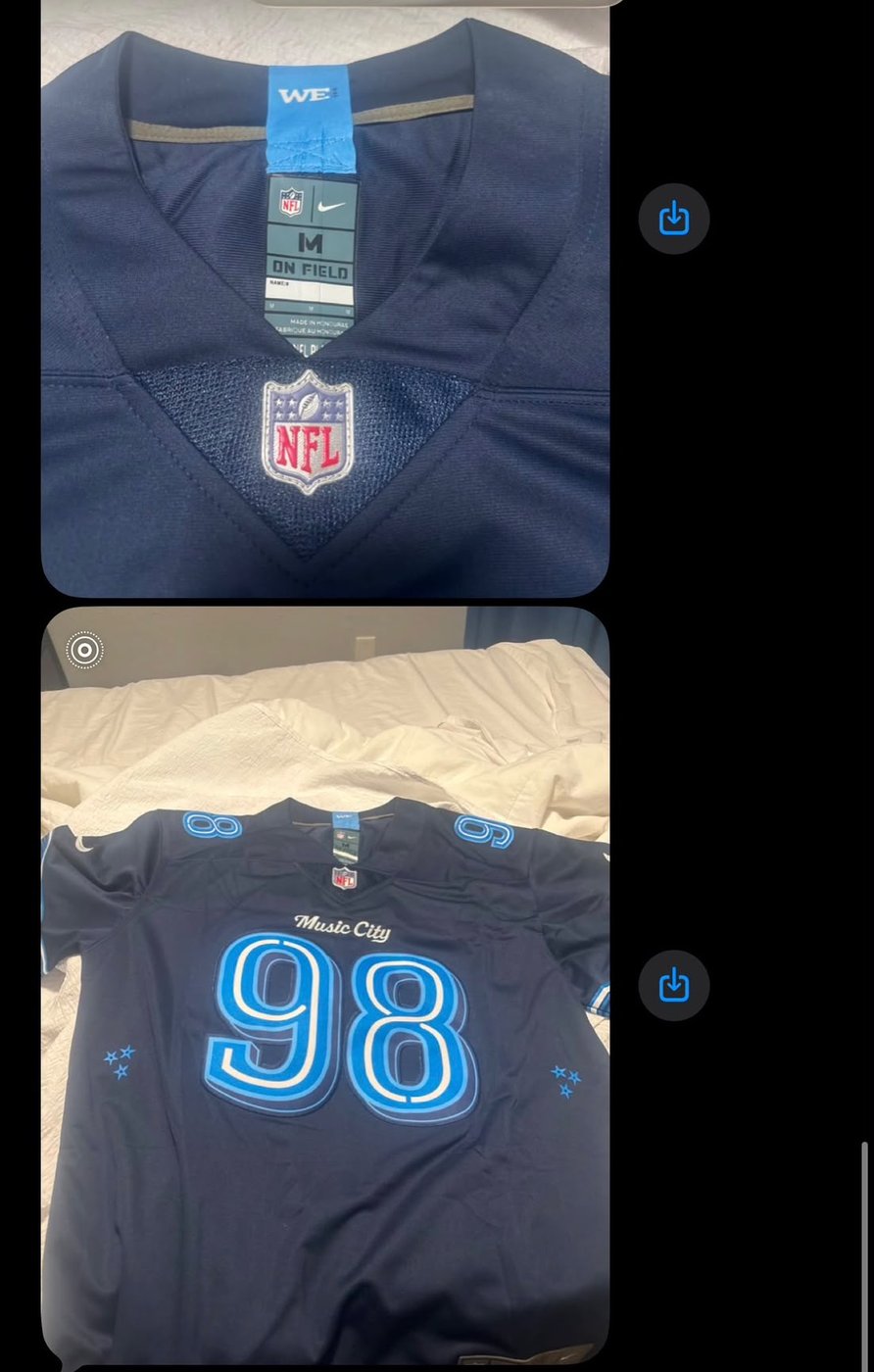 Photo sent by a Cruxchristi customer after their jersey arrived